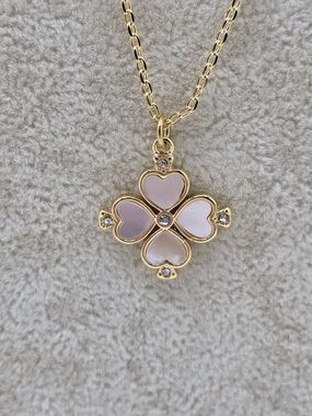 Kate Spade Goldtone Clover Heart Pendant Necklace Adjustable NOT PINK